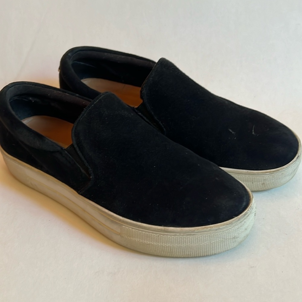 Black platformed Steve Madden shoes